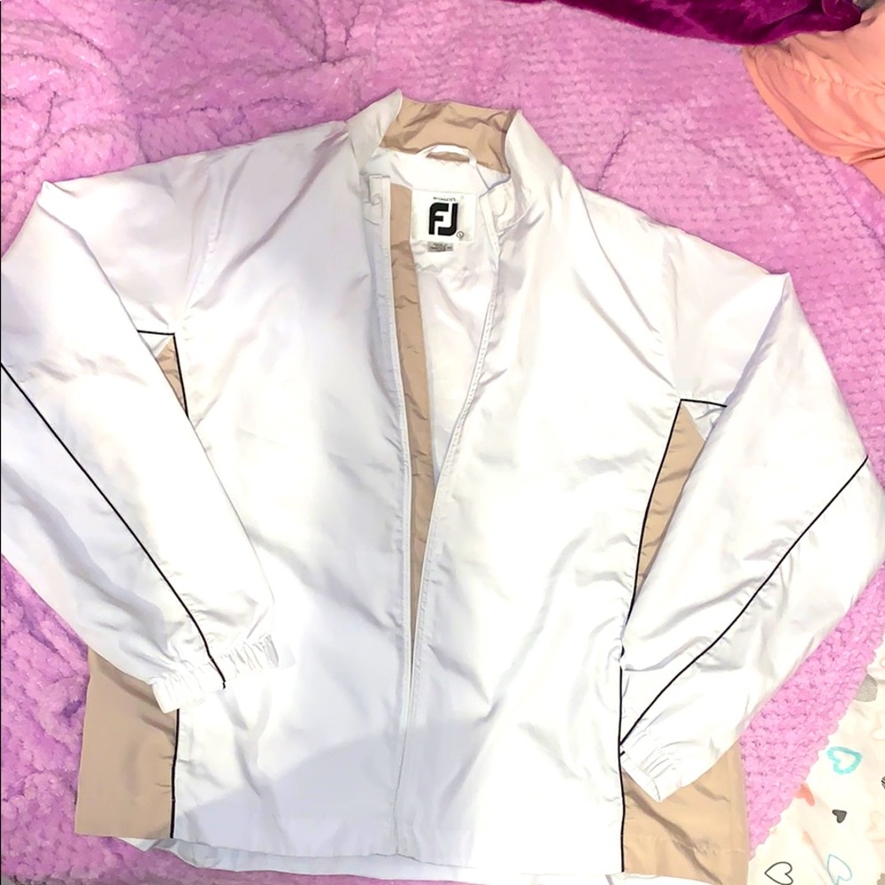 Fj women’s white windbreaker 30$